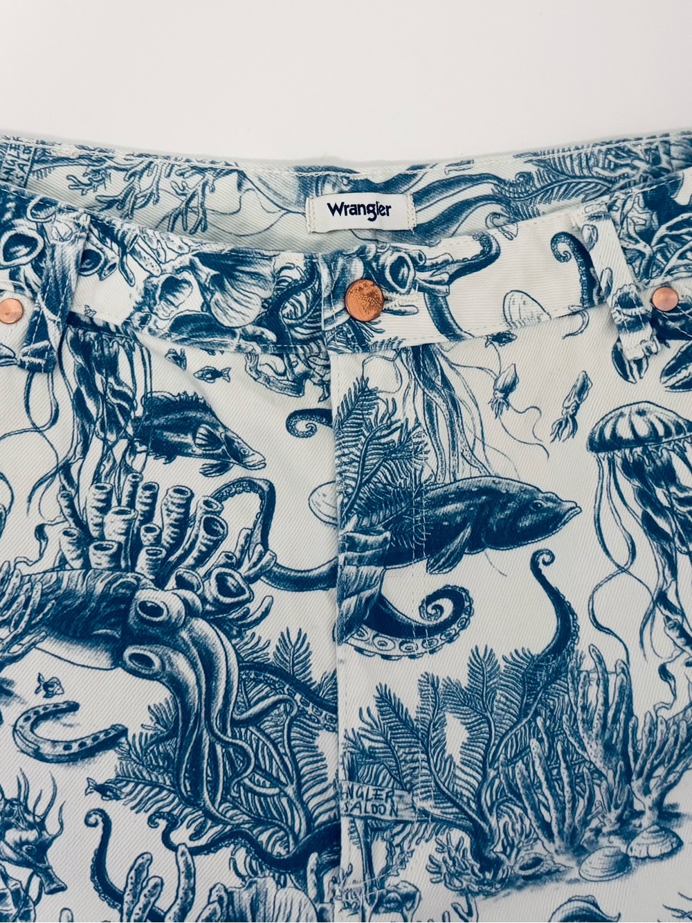 Wrangler Women’s High Rise Nautical Print Wanderer Flare Jeans 34 x 32 Blue - Picture 3 of 15